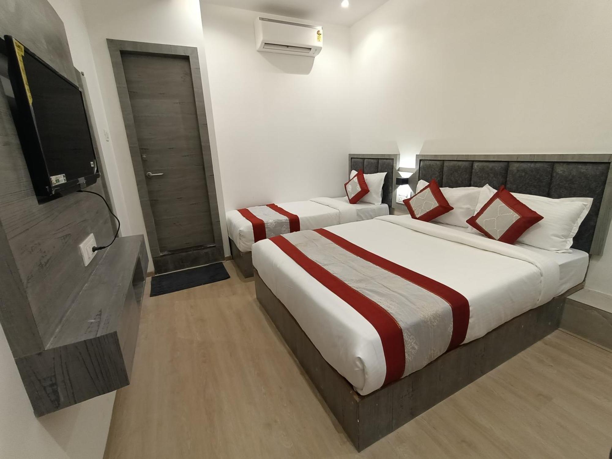 Hotel Beverly Palace Santacruz - Near Bkc - Mumbai Airport T1 Экстерьер фото